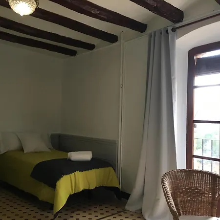 Auberge de jeunesse Espai Abadia La Trilla *